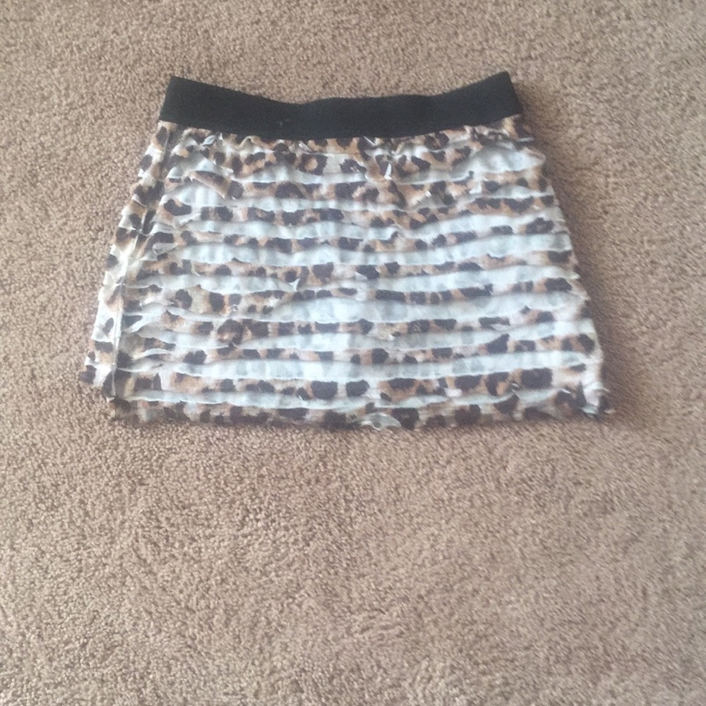 Small leopard skirt
